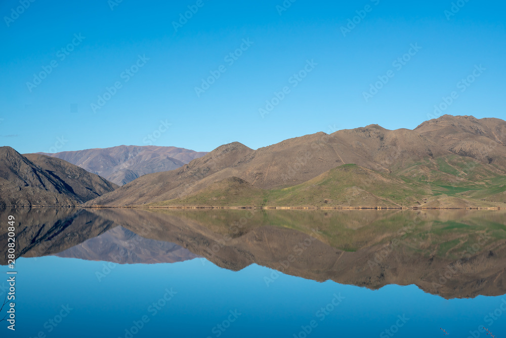 Beautiful Lake and mountain  scenery of the Southern Alps