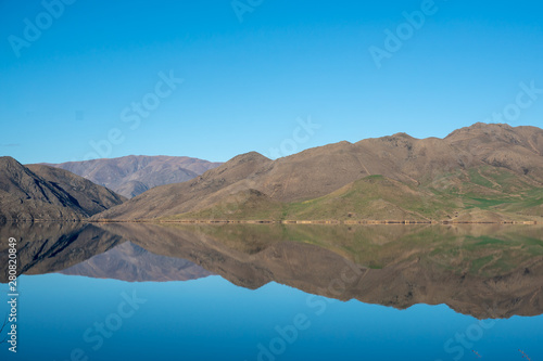 Beautiful Lake and mountain  scenery of the Southern Alps