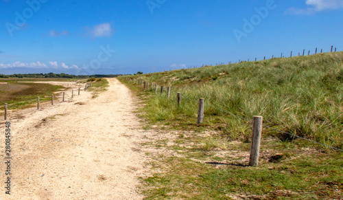 Chemin de randonn  es    la pointe de Mousterlin dans le Finist  re