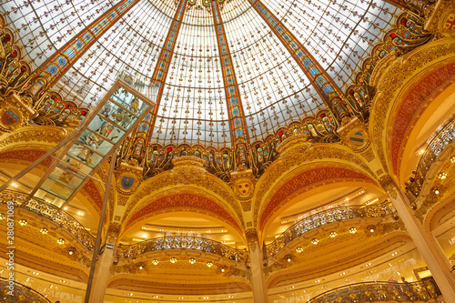 Dome of famous shopping galeries "Lafayette" in Paris