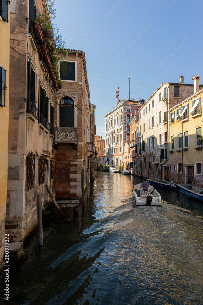 Venedig, Kanal, Tourismus, Boote, Schiffe, Menschen, Stadt, Altstadt