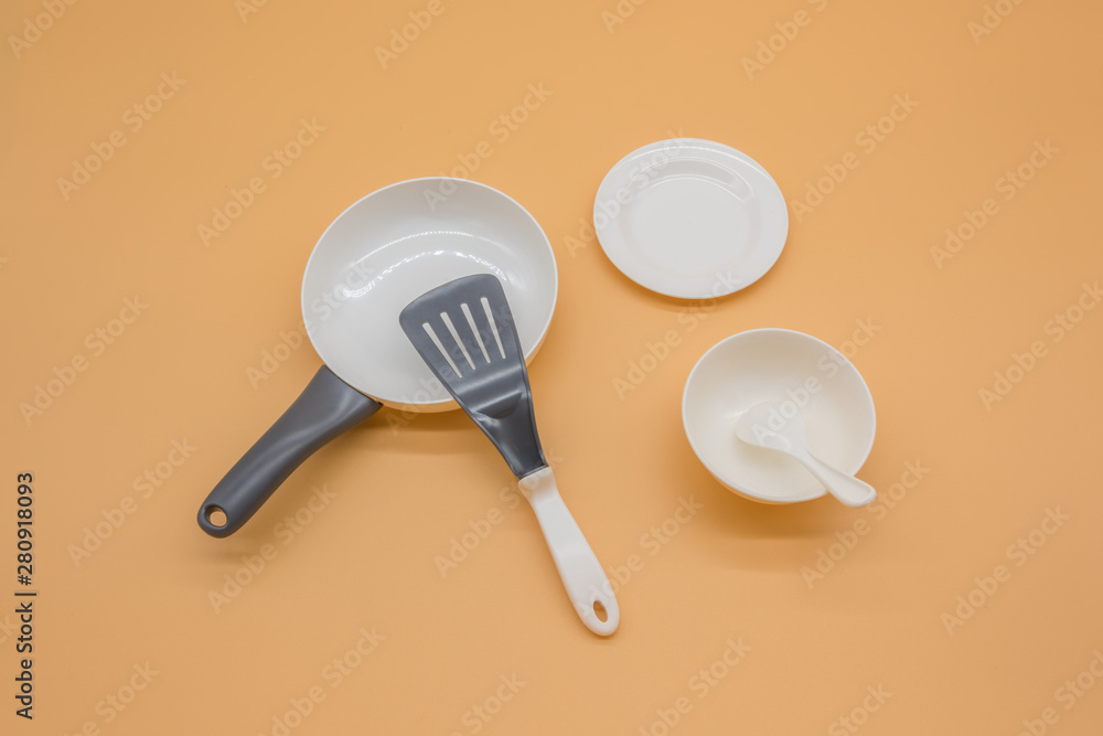 a set of beautiful children's kitchen tableware toys a set of beautiful children's kitchen tableware toys