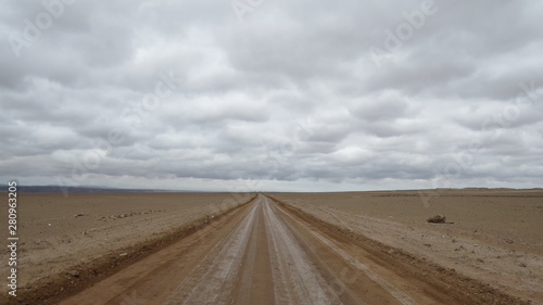 Camino nublado