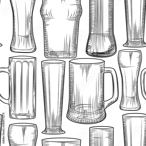 Empty beer mug seamless pattern. Engraving style. Alcoholic beverage design.