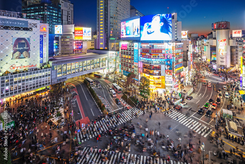 Shibuya crossing, Tokyo, Japan photo