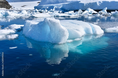 Reflet galce Antarctique