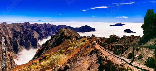 Fotografija La Palma Canary Islands 12K Panorama: Sea of Clouds from Roque de los Muchachos