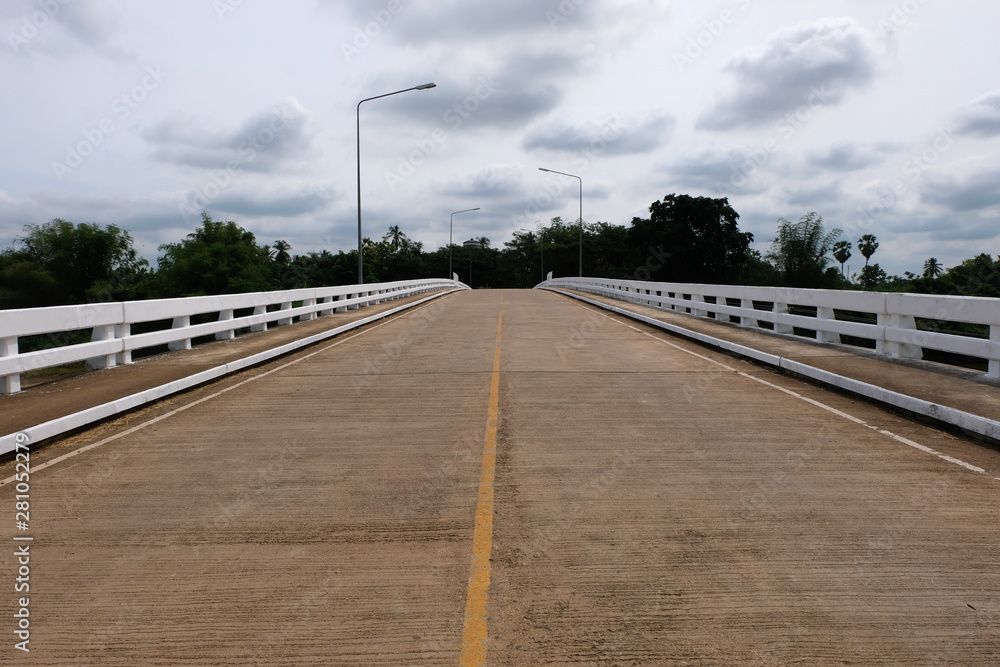 Fototapeta premium concrete bridge and blue sky