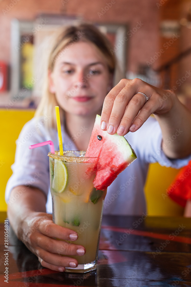 Fototapeta premium Refreshing strawberry lemonade at a terrace