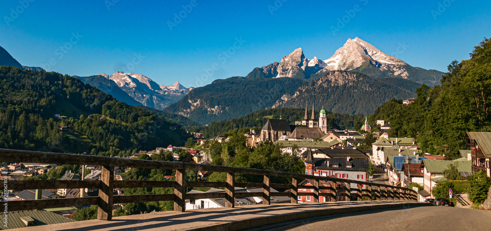 Fototapeta premium Beautiful morning view of Berchtesgaden, Bavaria, Germany with the famous Watzmann