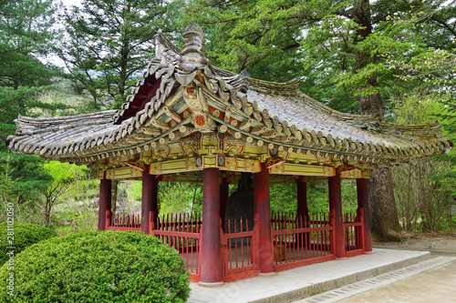 Buddhist monastery Bohen in North Korea photo