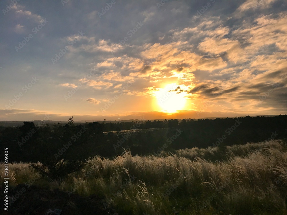 Atardecer en el horizonte
