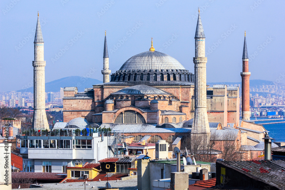 Obraz premium Hagia Sophia Museum in Istanbul - - Different View