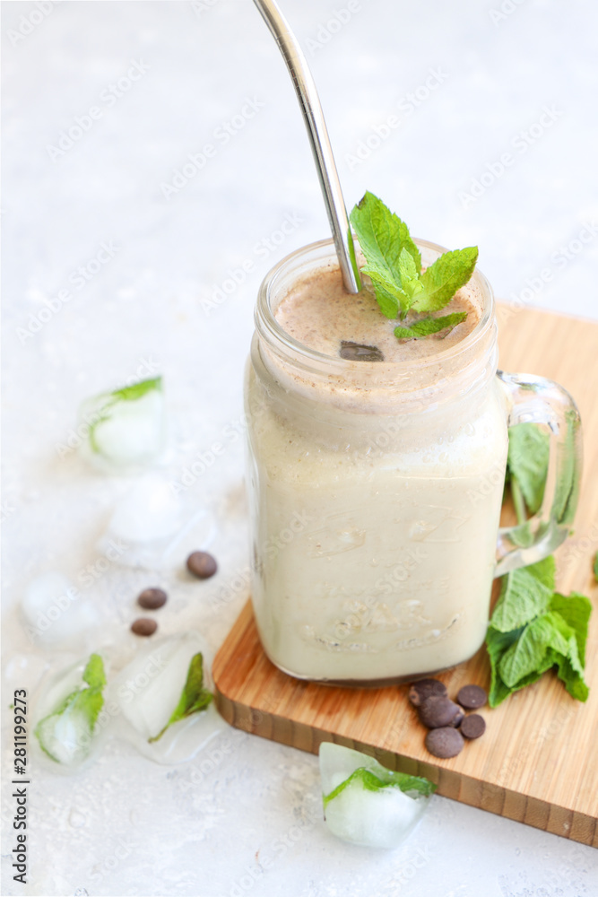 smoothie menthe chocolat smoothie menthe chocolat