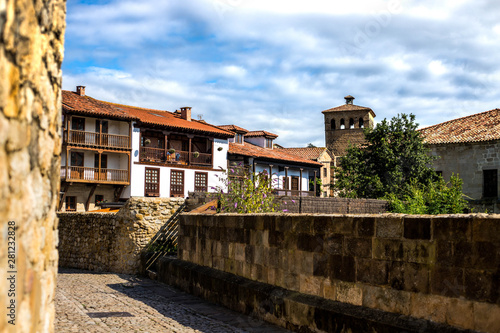 Village Médiévale de Santillana en Espagne