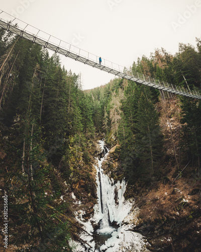 ponte sospeso ragaiolo dolomiti