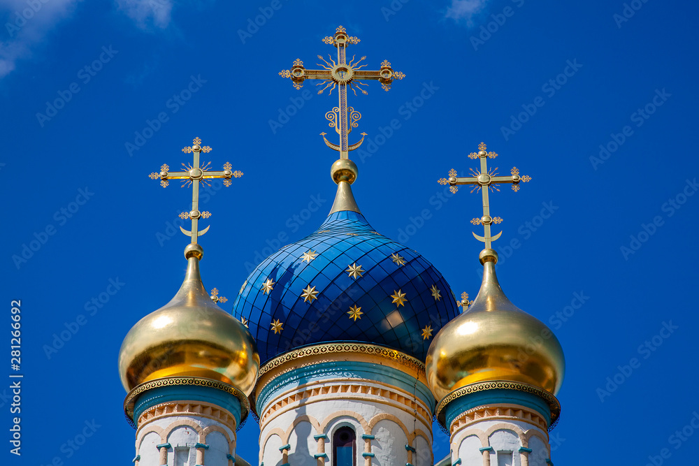 Domes of the temple in Rublevo (Moscow, Russia) Domes of the temple in Rublevo (Moscow, Russia)