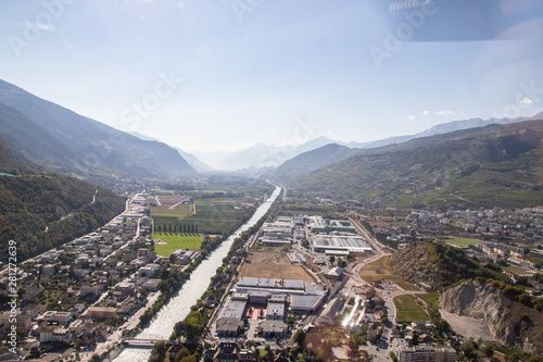 Sierre en Valais vu d'un hélicoptère, Suisse