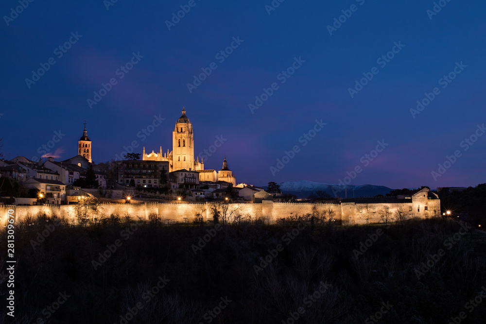 Noche en Segovia