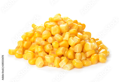 Leinwand Poster Fresh corn kernels on white background