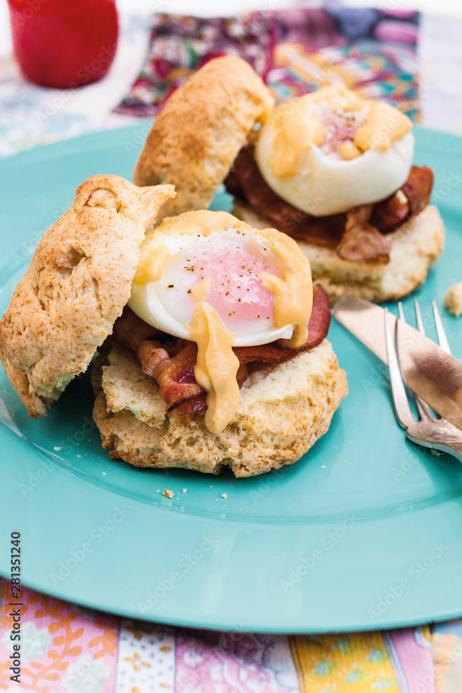 Huevos benedict Huevos benedict