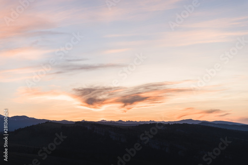 Fototapeta Naklejka Na Ścianę i Meble -  Sunset over the mountains in Wild Iris, Wyoming. 