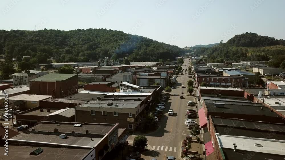 Aerial push in to West Jefferson NC in 4K Aerial push in to West Jefferson NC in 4K