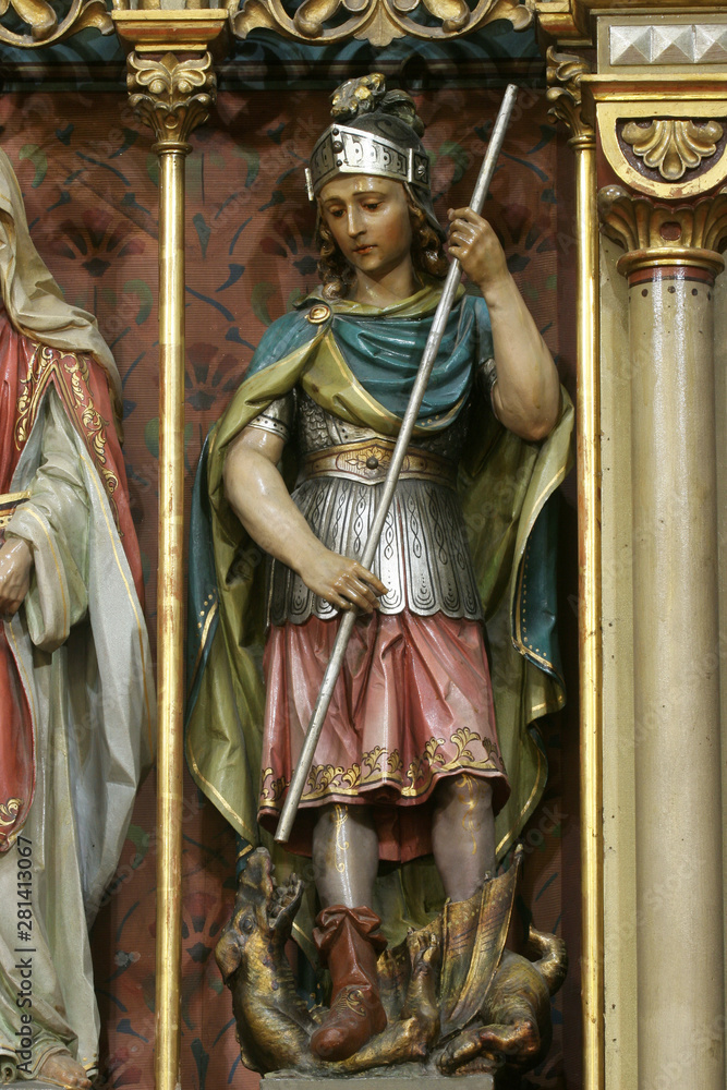 Obraz premium Saint George, statue on the main altar of the Visitation of Mary in the church of the Saint Peter in Ivanic Grad, Croatia