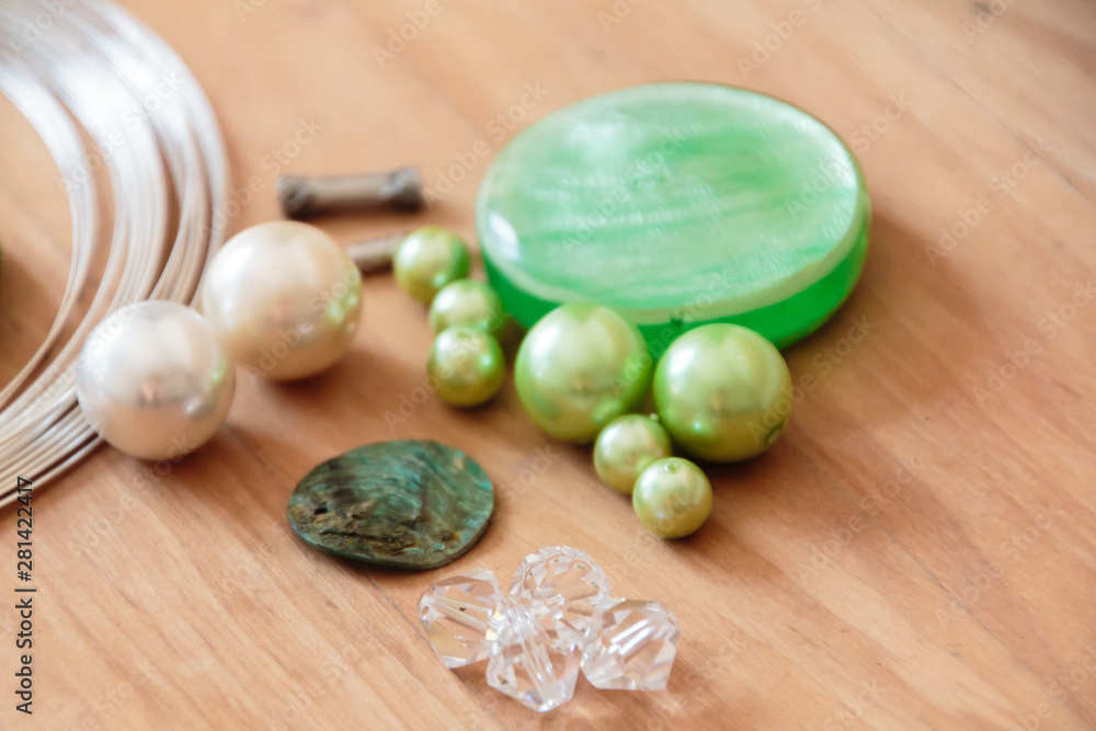 Perlenset zum selber basteln Perlenset zum selber basteln