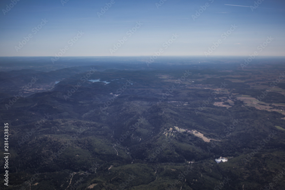 Paysage de l'Est de la France vu du ciel en avion Paysage de l'Est de la France vu du ciel en avion