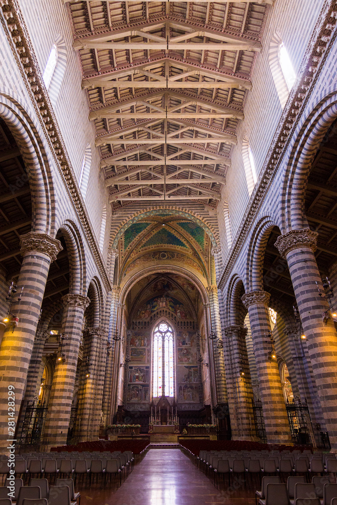 Orvieto Cathedral (Duomo di Orvieto) interior, Italy. 