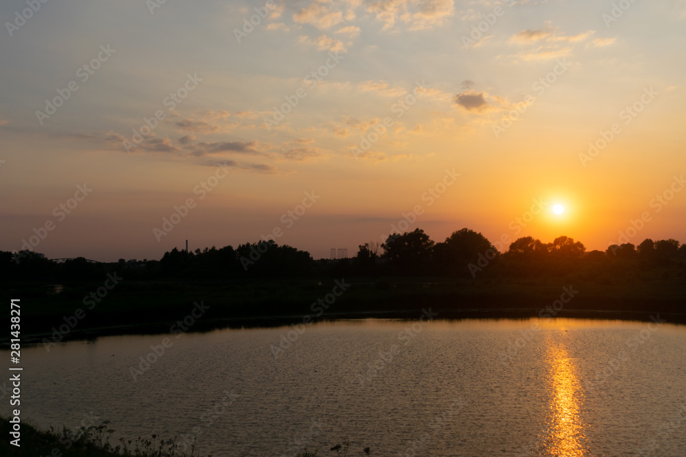 Oude Waal evening sunset in Gelderland