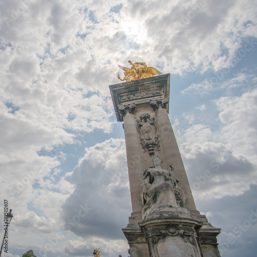 Pont Alexandre III golden Statue