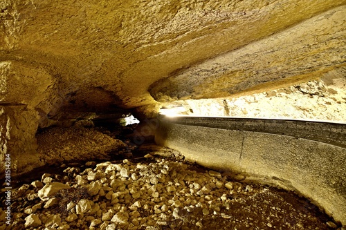 Wallpaper Mural Grotte cavité Mas d'Azil Torontodigital.ca