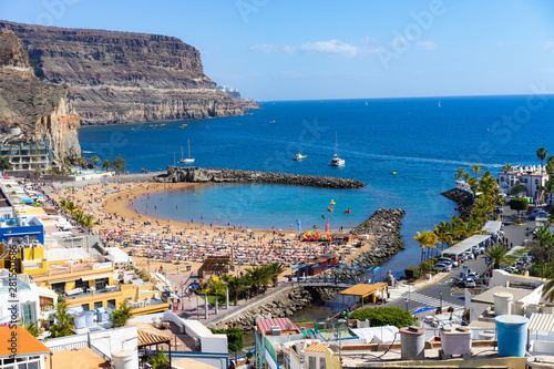 Fototapeta Naklejka Na Ścianę i Meble -  Gran Canaria/Spain - February 11 2018: An above beach photo from Maspalomas in Gran Canaria