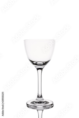 Obraz na płótnie Isolated nick and nora glass with reflection