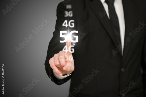 Obraz na płótnie Finger zeigt auf 5G