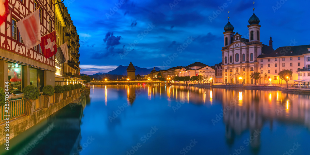 Fototapeta premium Lucerne at night, Switzerland