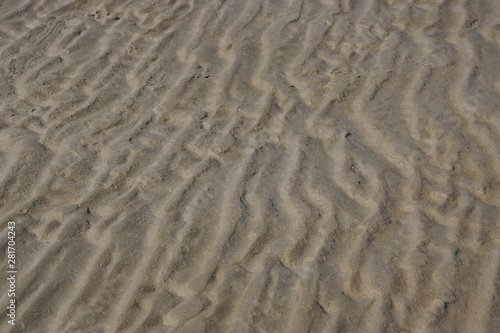 Rippeln im Sandwatt bei Ebbe