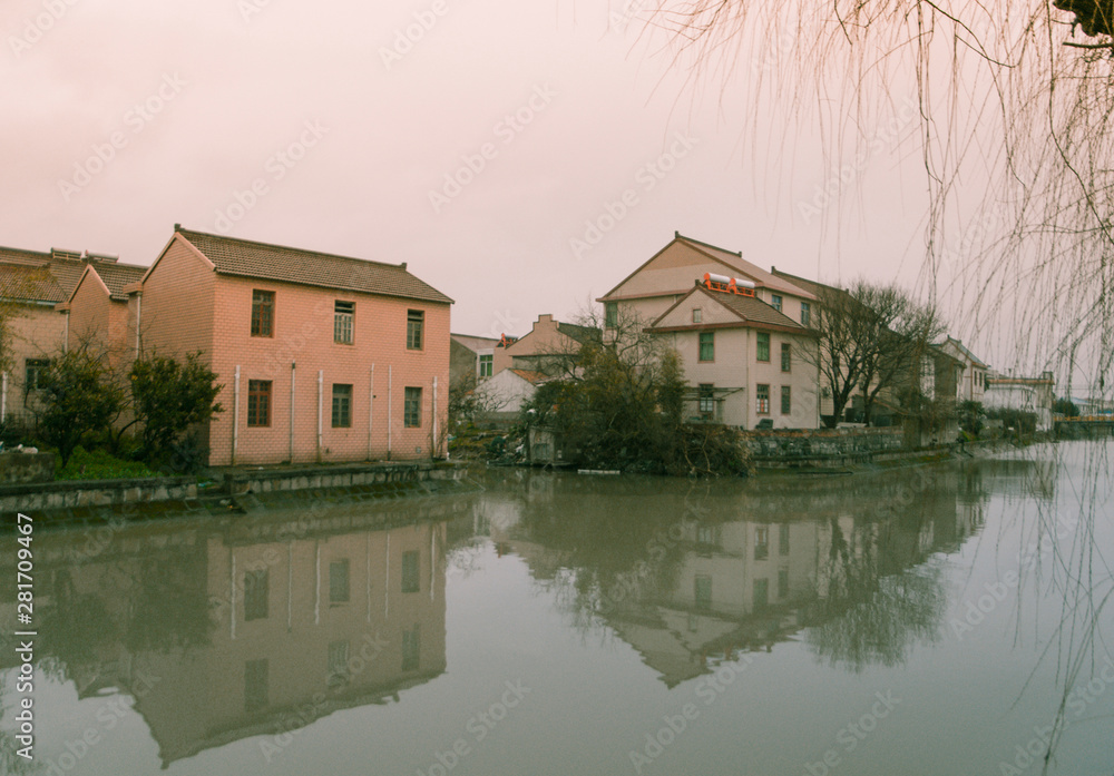 Obraz premium House on the river