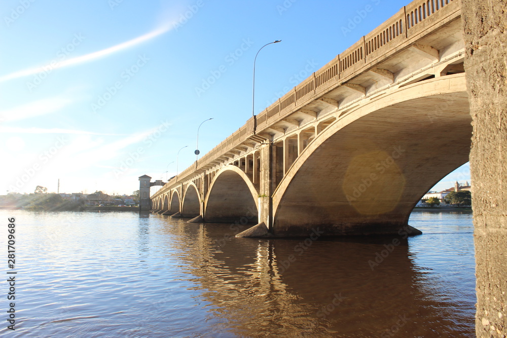 Barão de Mauá International Bridge that joins Brazil to Uruguay
