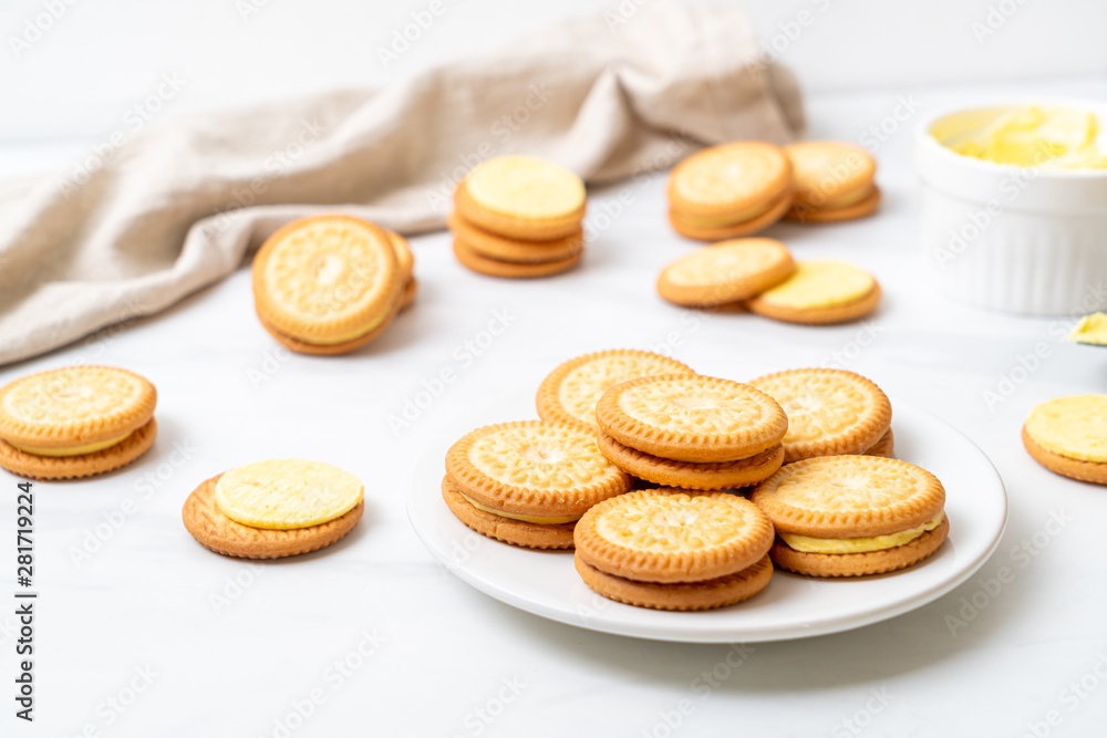 cookies with butter cream cookies with butter cream