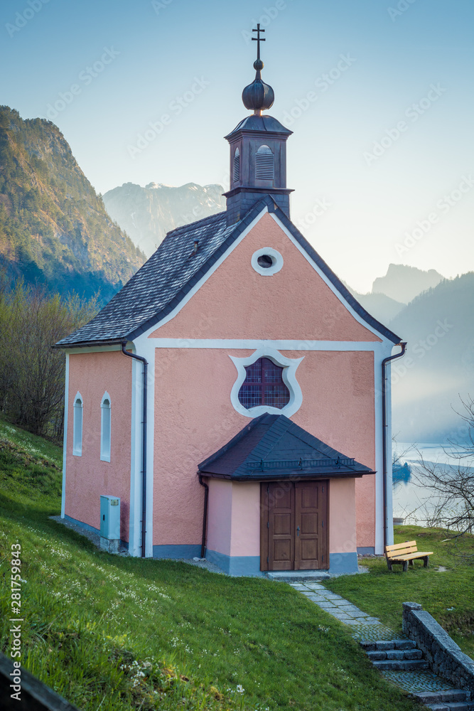 Kirche auf dem Berg in Ebensee - Alpen in Österreich