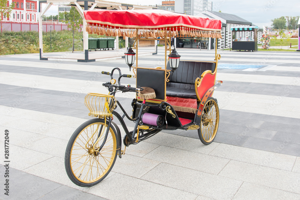 Fototapeta premium red electric bike for city walks