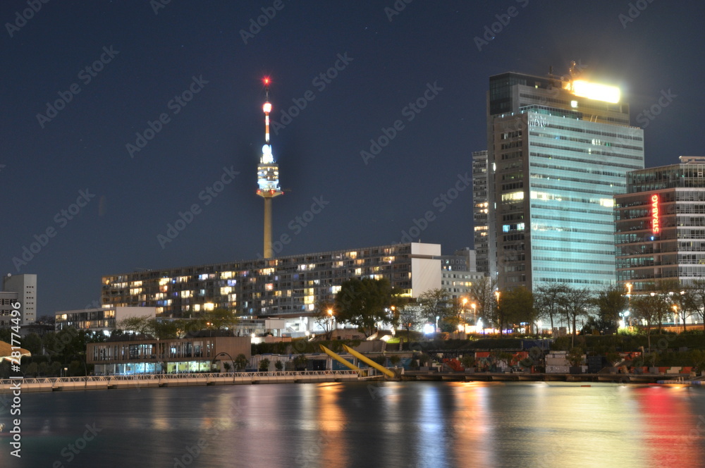 Obraz premium Vienna at night. Donau. Donau Insel
