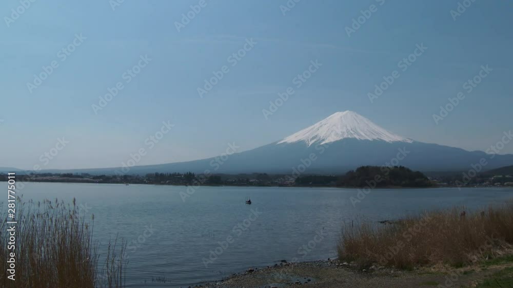 Lake Kawaguchi and Mount Fuji, Yamanashi Prefecture, Japan Lake Kawaguchi and Mount Fuji, Yamanashi Prefecture, Japan
