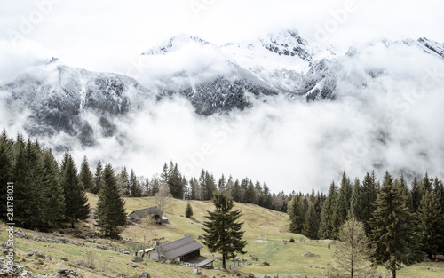 Obraz na płótnie The cold autum in the swiss alps w salonie