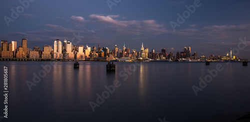 Valokuvatapetti A view of Lower Manhattan from Liberty State Park