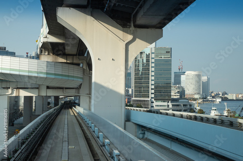 Travelling into Tokyo on the Yurikamome