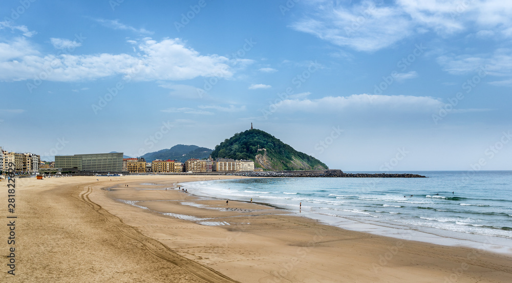 Fototapeta premium Zurriola beach in San Sebastian
